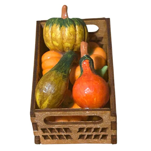 Mini Dollhouse Crate of Pumpkins & Gourds Fall Harvest Halloween Village Decor - Picture 4 of 7